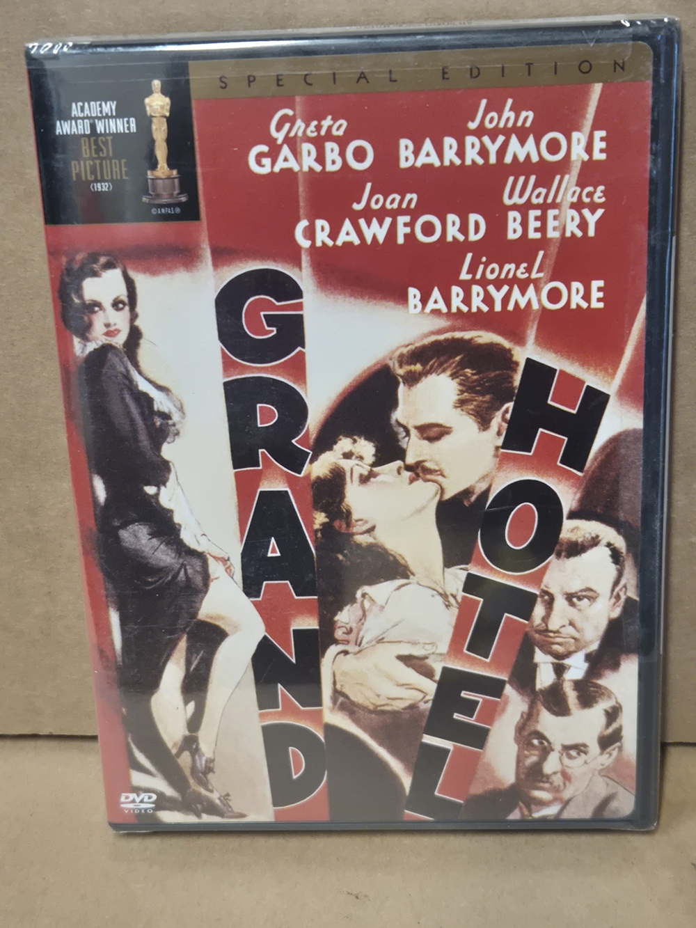 Grand Hotel DVD Sealed New Greta Garbo (EBA1-1)